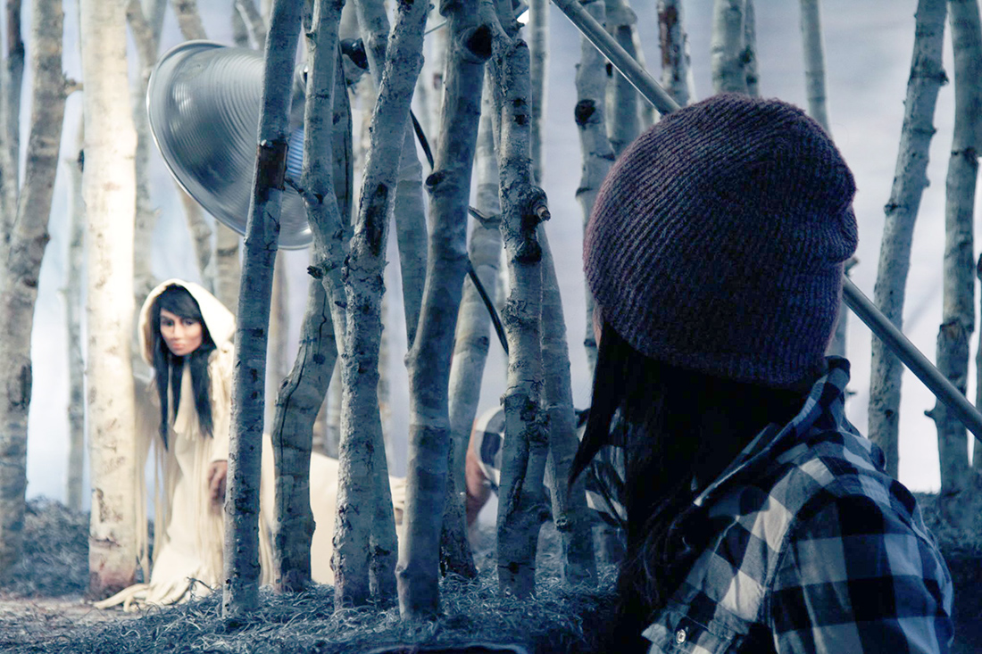 Production still, How to Steal a Canoe